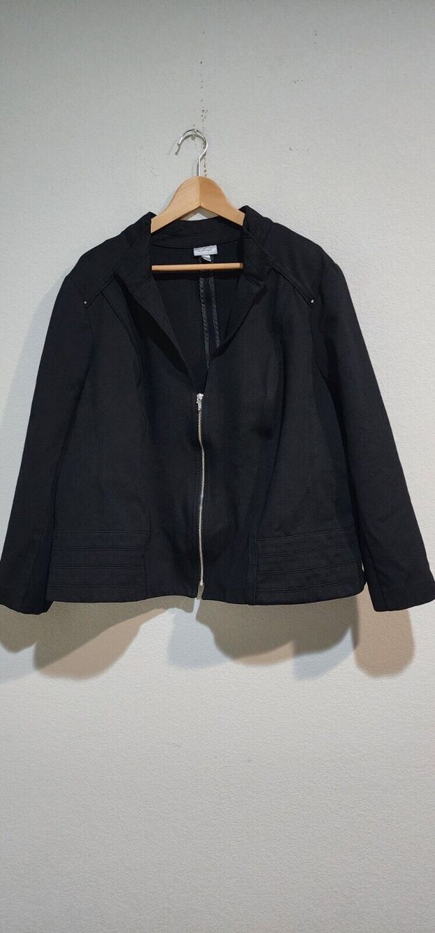 Avenue women’s 22/24 black Ponte zip front long sleeve jacket